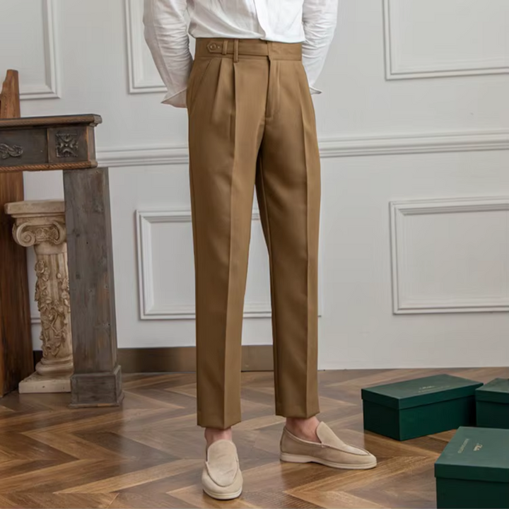 Men's elegant dress trousers with modern pleats, perfect for a sharp formal or business casual look.