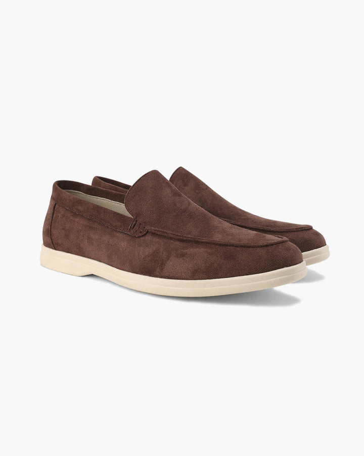 Smart men's loafers, elegant and easy to slip on for any occasion.