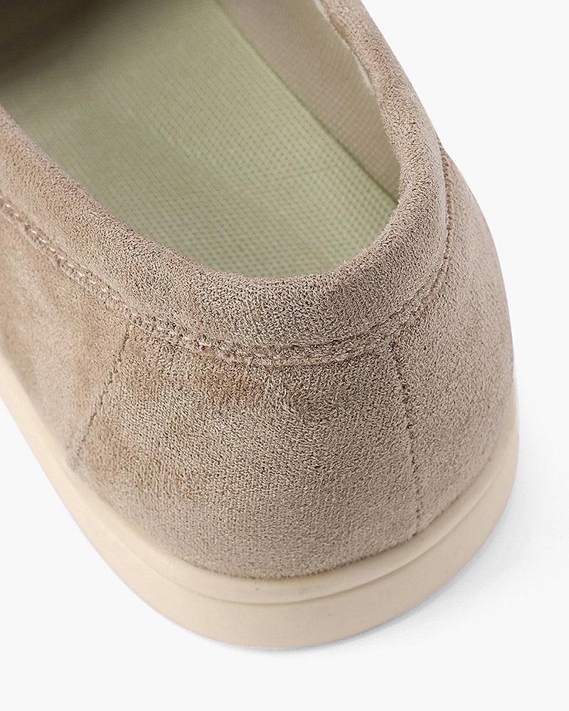 Comfortable men's loafers, easy slip-on style for everyday.