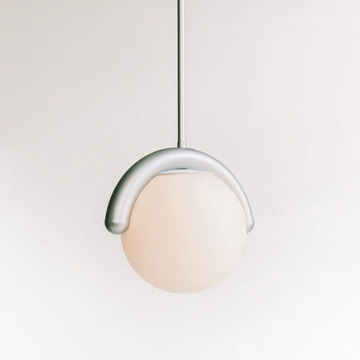 Bright linear fixture for contemporary dining.