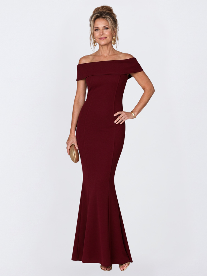 Stylish black off-shoulder bodycon maxi dress, a chic choice for women's evening, formal, or party events.
