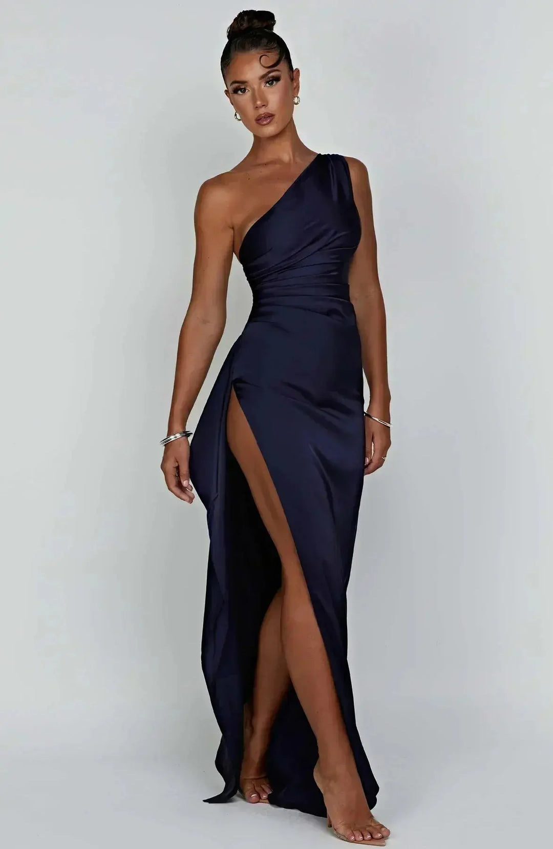 Formal one-shoulder dress for women, ruched waist, high slit for elegance.