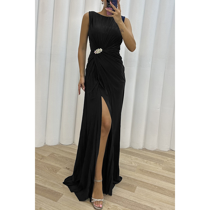 Beautiful sleeveless pleated maxi dress for women, perfect elegant evening gown or party dress.