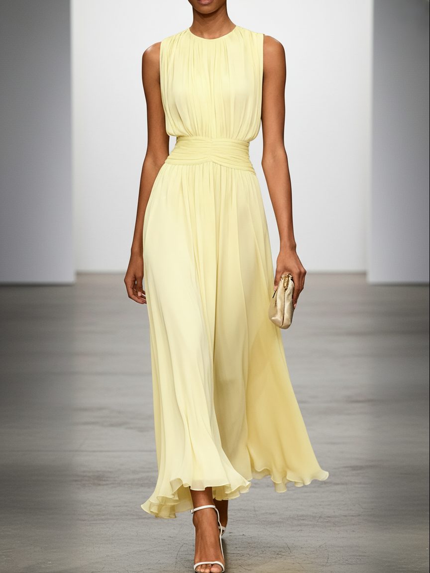 Elegant party maxi dress, A-line cut and ruched waist for women.