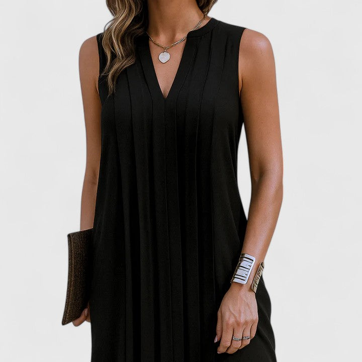 Chic women's V-neck dress, comfortable & perfect for spring and summer fashion.