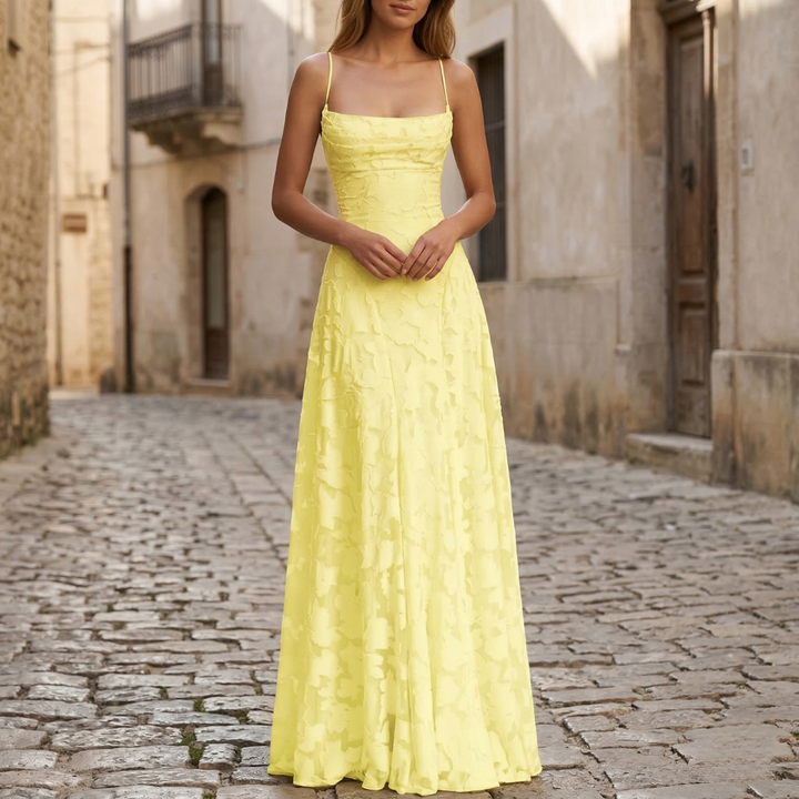 Stylish women's formal gown, a versatile choice for any elegant event.