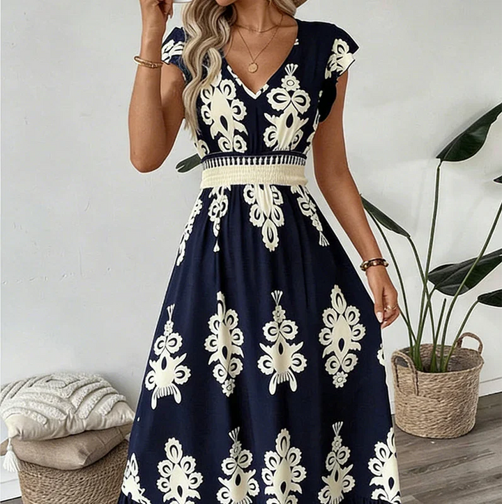 Comfortable and elegant women's baroque V-neck maxi dress, a flowing long summer vacation dress.