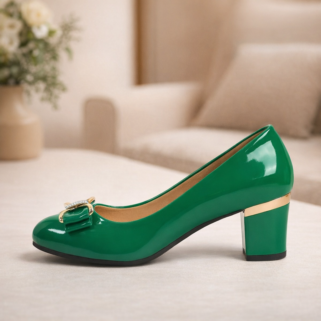 Versatile women's elegant block heel pumps, classic design with a modern bow detail for comfortable daily wear.