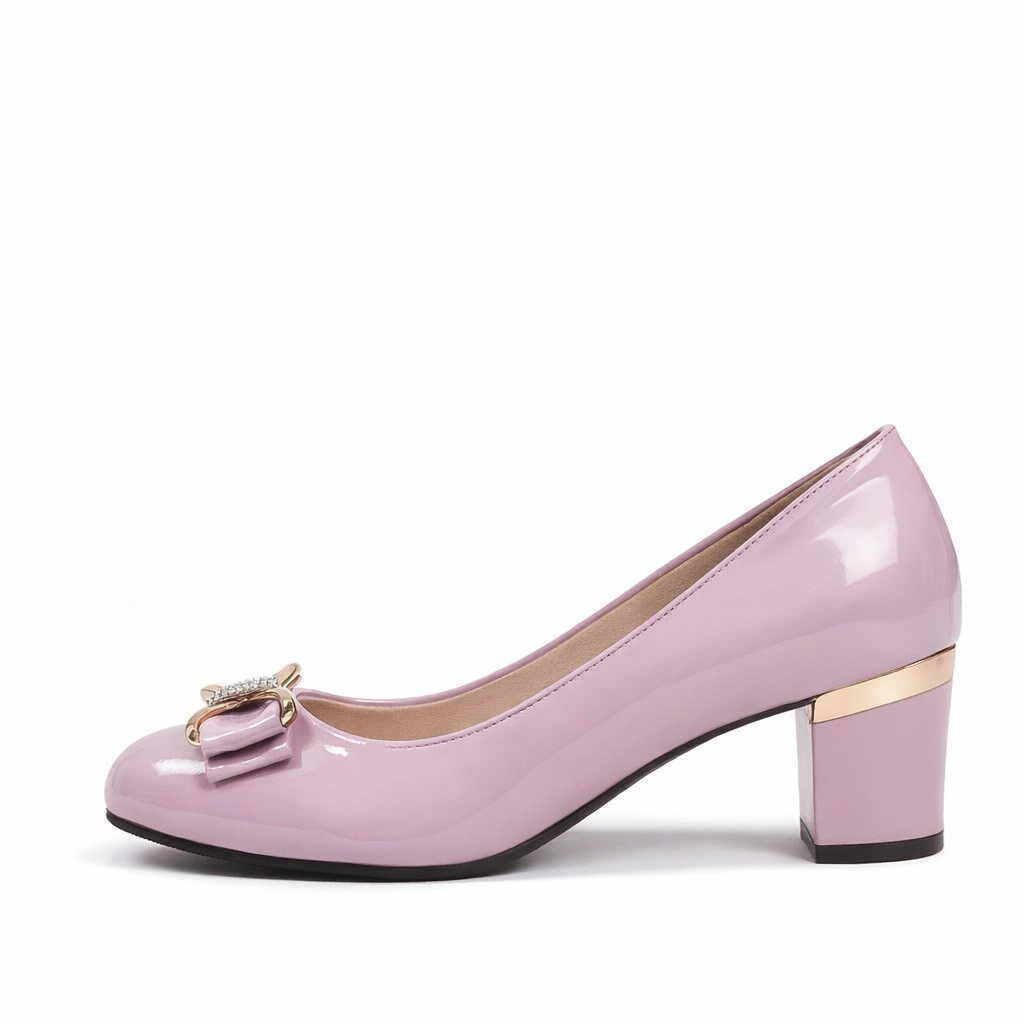 Fashionable women's block heel pumps with a sophisticated bow, designed for both elegance and all-day comfort.