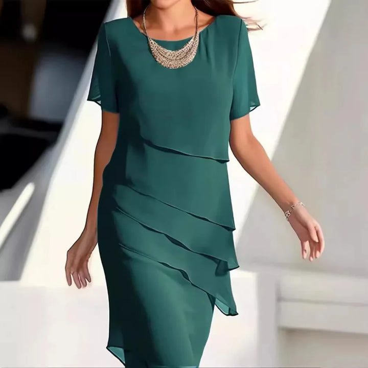 Stylish women's chiffon midi dress, a versatile summer and party option.
