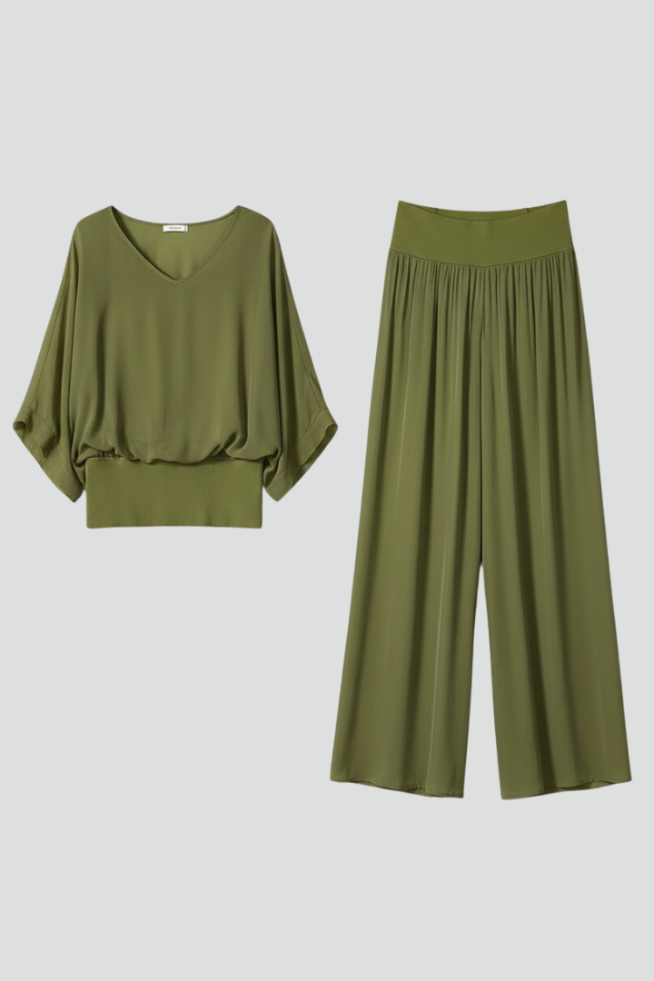 Elegant women's chiffon two-piece wide-leg set, perfect for summer.