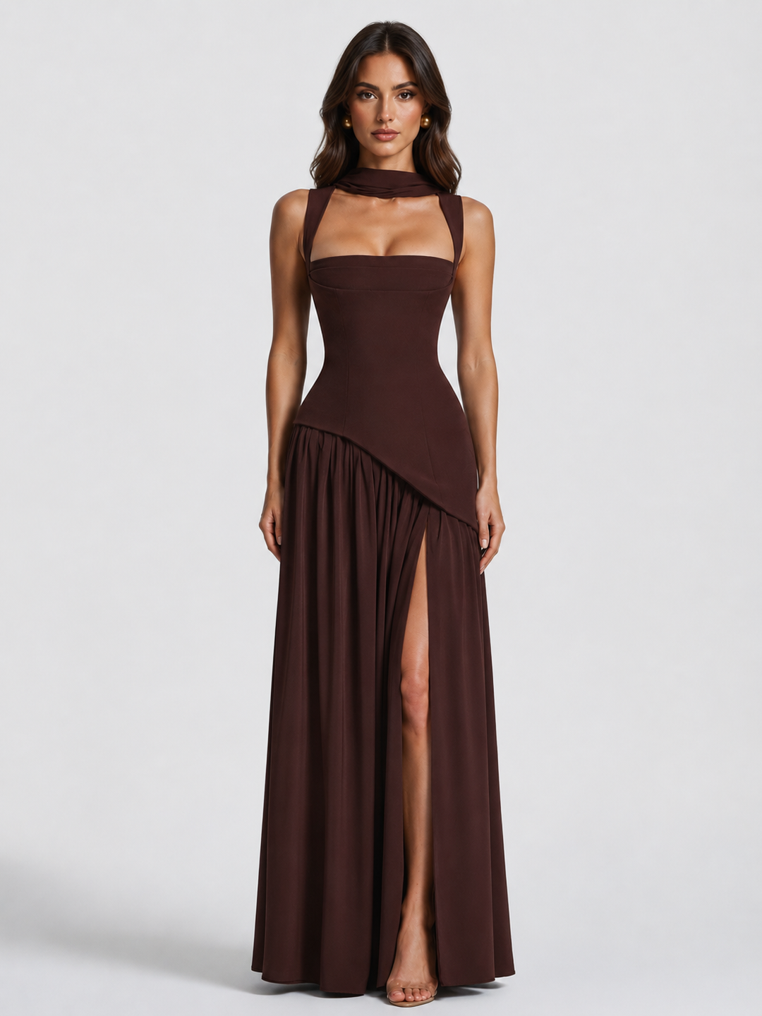Elegant women's draped maxi dress, perfect for summer days or vacation. Flowing and chic.
