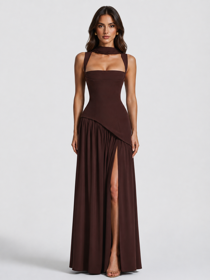 Elegant women's draped maxi dress, perfect for summer days or vacation. Flowing and chic.