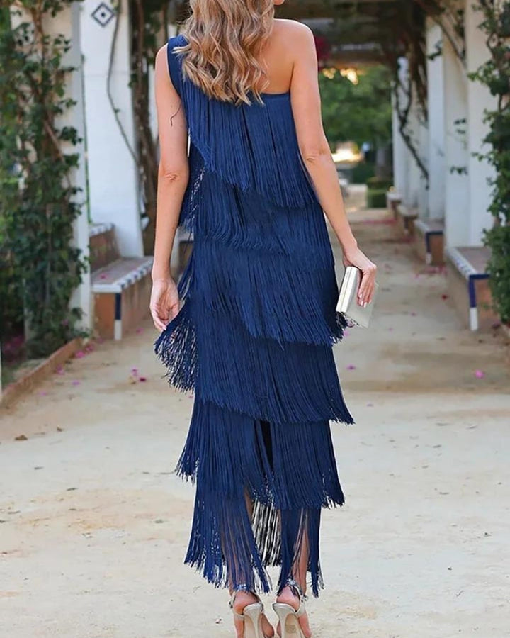 Classic elegant women's long evening dress featuring a chic dropped shoulder design. A sophisticated choice.