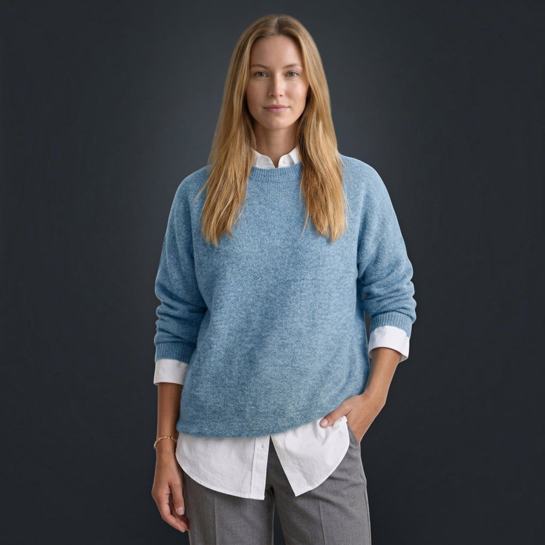 Casual women's long sleeve fine knit pullover sweater. Warm & comfortable for stylish fall and winter outfits.