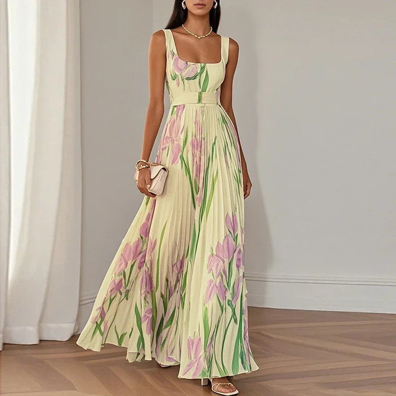 Beautiful floral pattern on an A-line maxi dress for women. V-neck, floor-length, suitable as a party or special occasion dress.