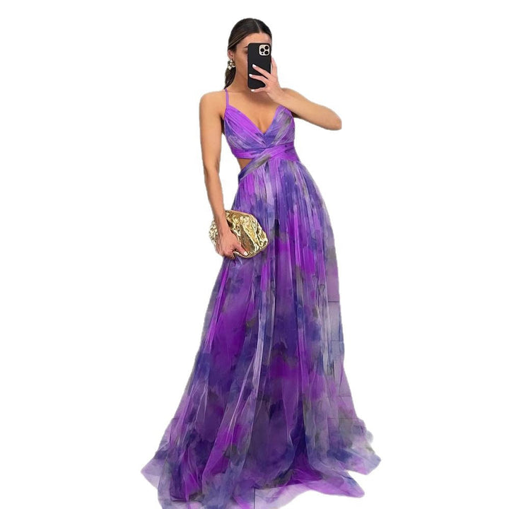 Chic evening dress featuring a beautiful floral chiffon design.