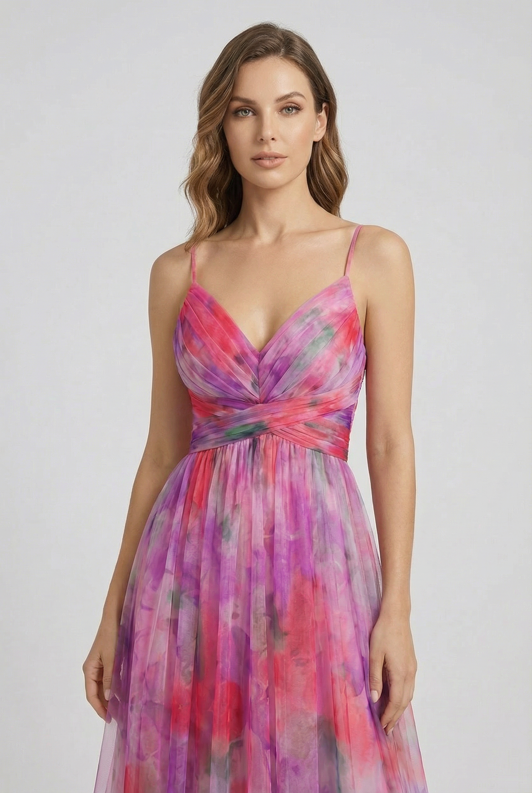 Chic women's floral maxi dress made of soft chiffon fabric for a graceful look.