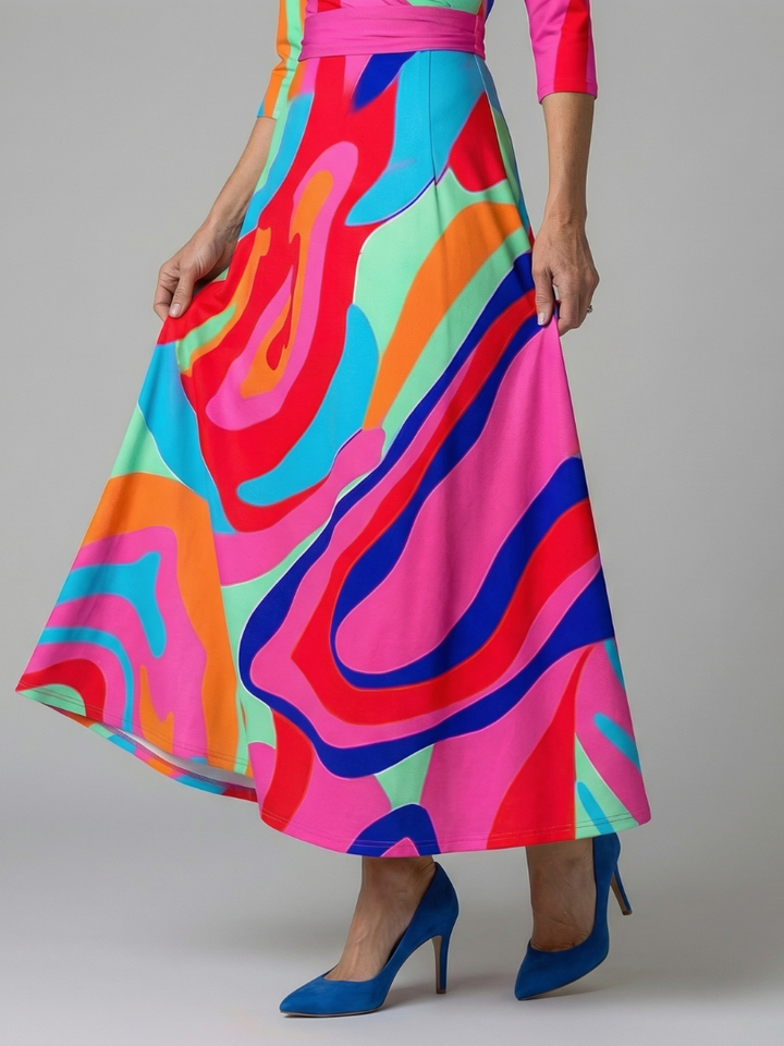 Casual yet elegant women's floral midi dress, perfect cross wrap V-neck style for versatile wear.