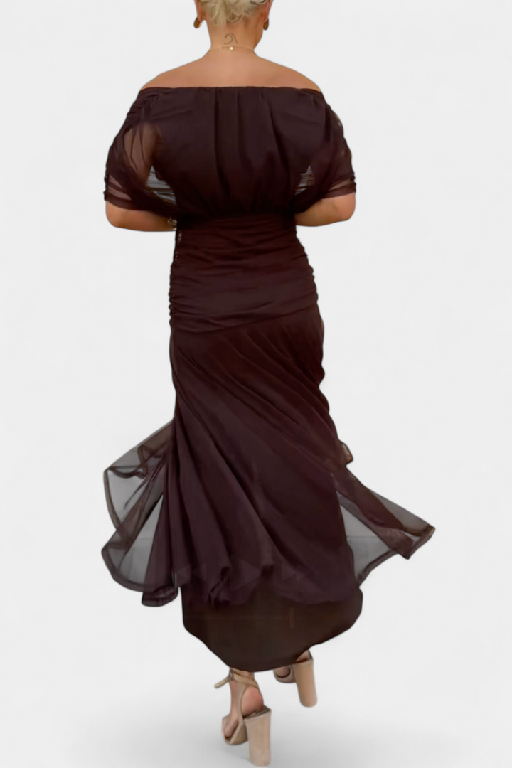 Maxi floral evening gown for women, featuring a flattering V-neck & pleated detail.