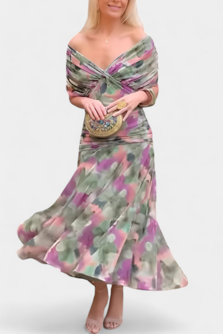 Women's elegant party dress: floral maxi style with sophisticated charm.