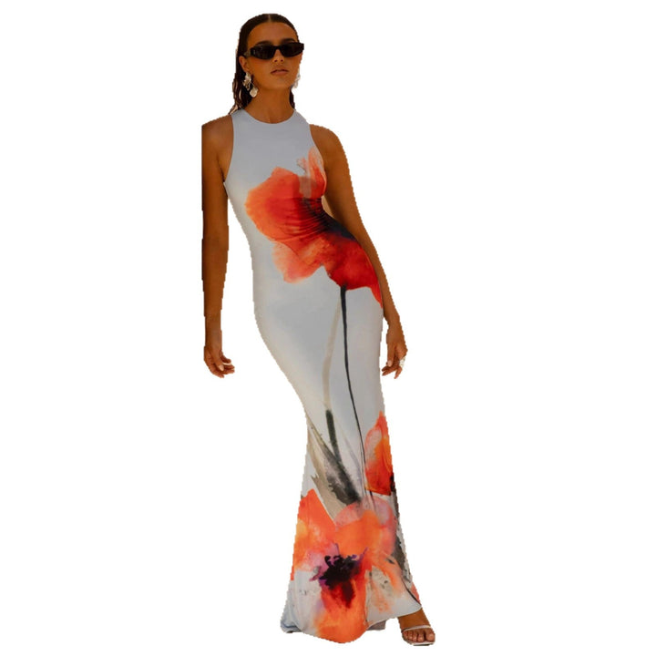 Long casual floral maxi dress for women, sleeveless, with a comfortable and chic patterned design.