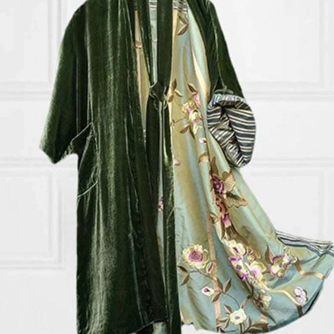 Stylish women's floral print off-shoulder dress, a comfortable midi with an elegant waist belt.