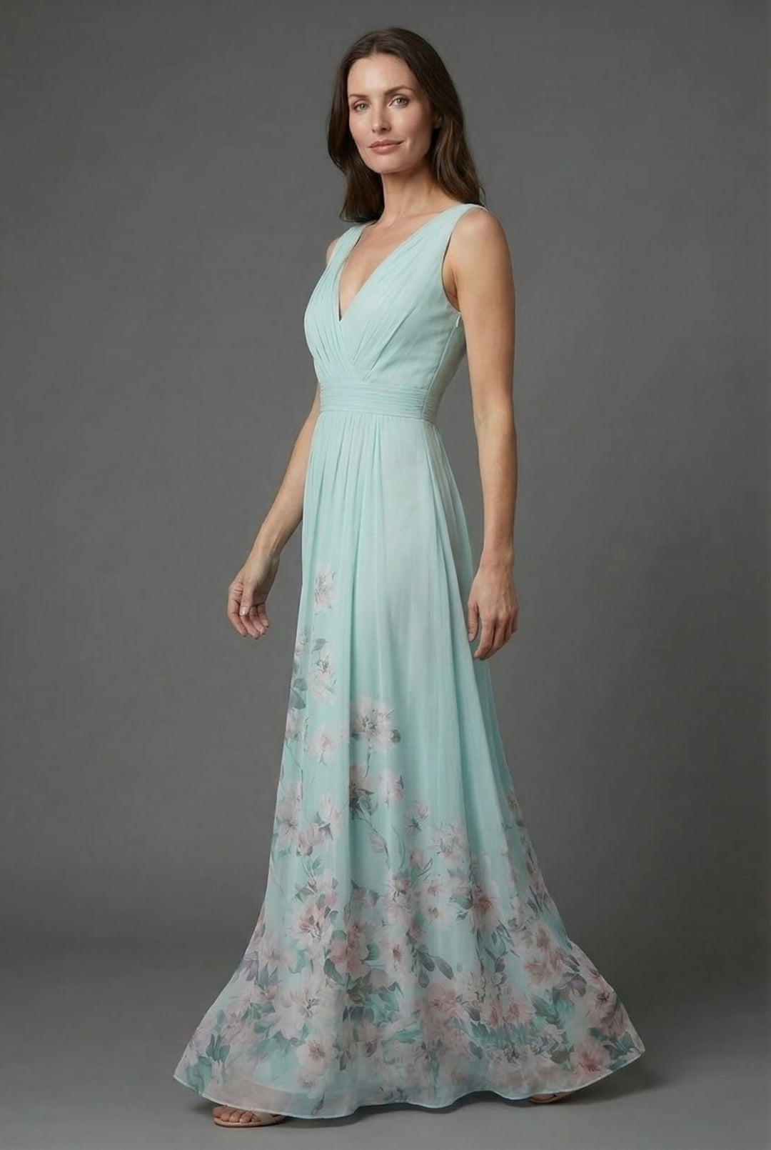 Beautiful women's floral print maxi dress, a versatile choice for summer events.