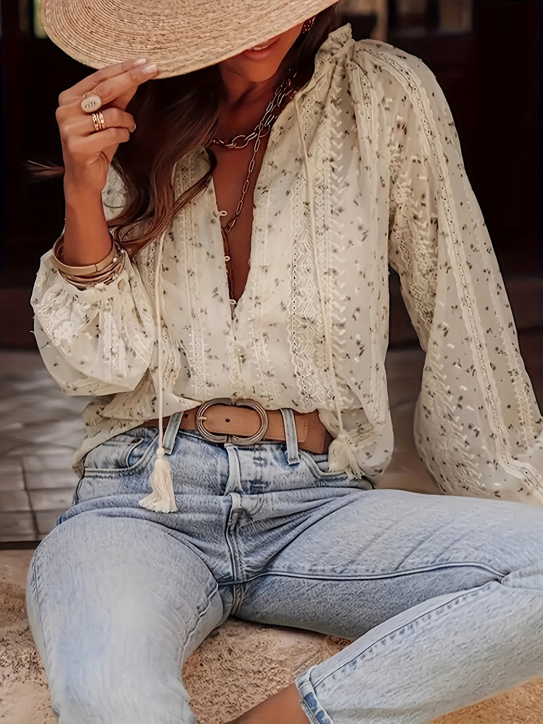 Versatile women's elegant floral V-neck blouse. Perfect for casual wear, work outfits, or summer fashion. Feminine fit.