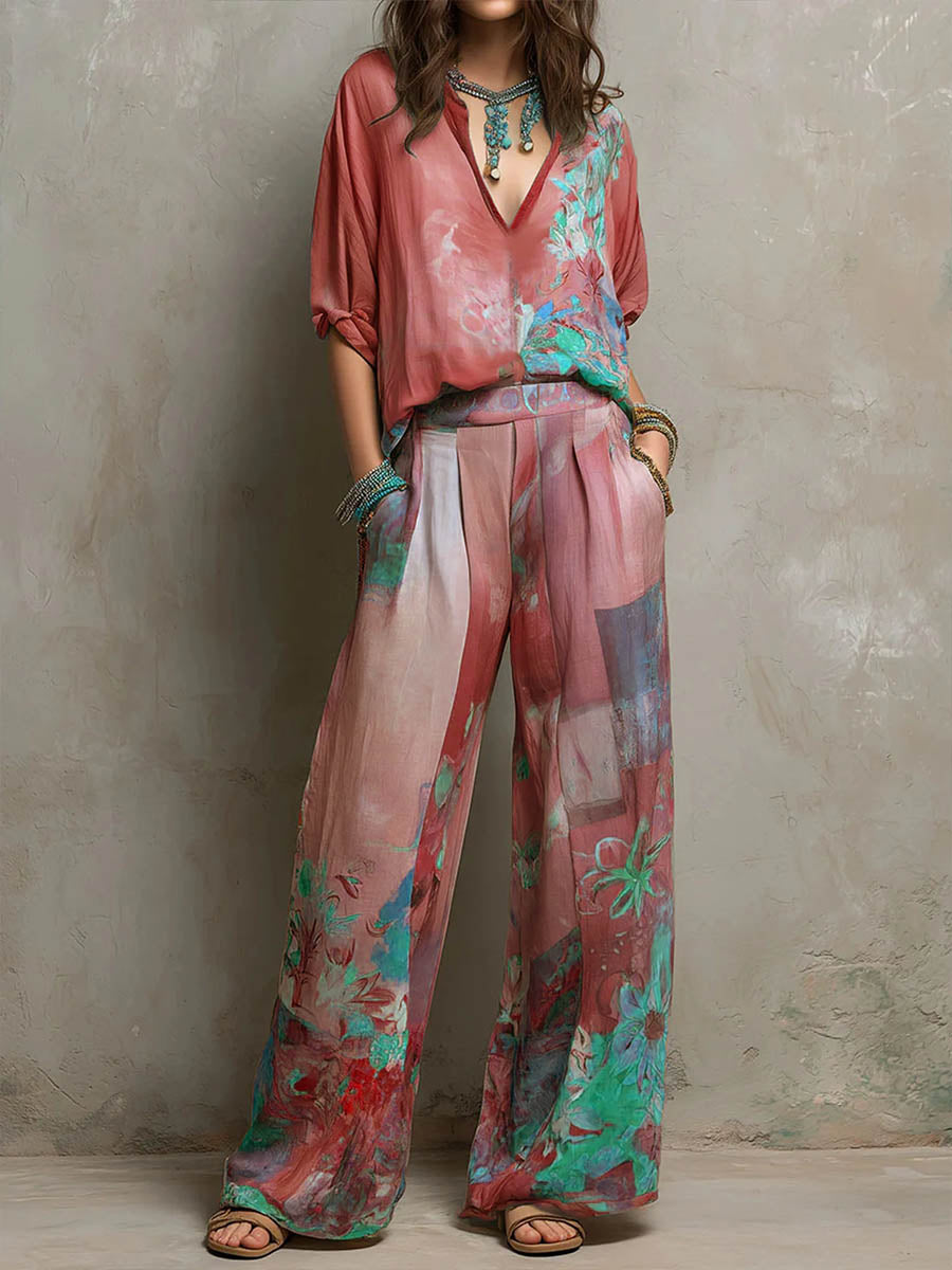 Comfortable floral wide-leg matching set for women. Stylish two-piece summer outfit, perfect for elegance.