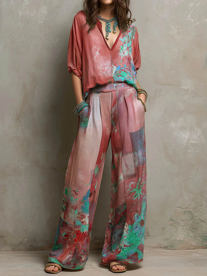 Comfortable floral wide-leg matching set for women. Stylish two-piece summer outfit, perfect for elegance.