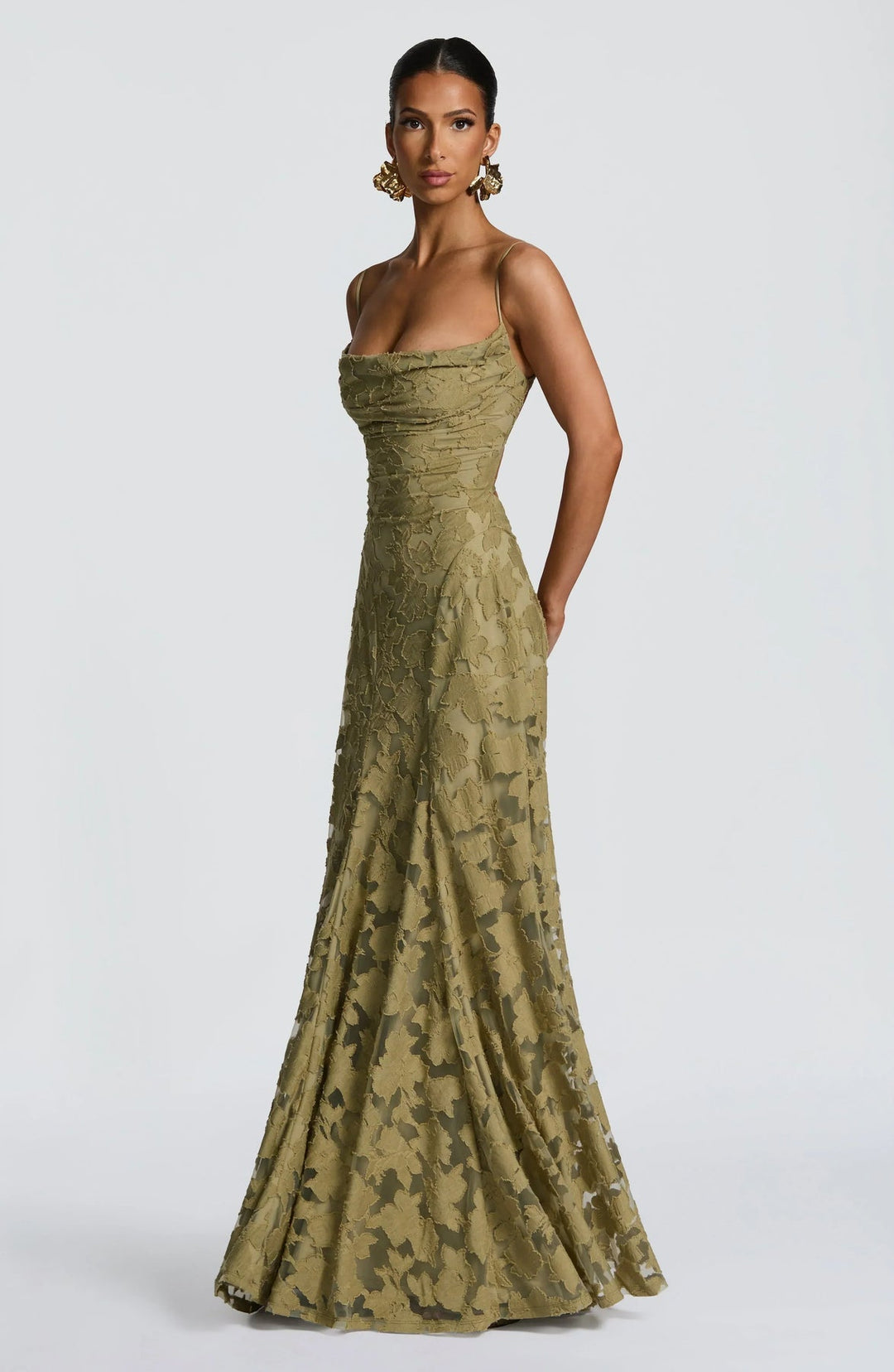Versatile women's flowing A-line maxi dress, elegant for evening or sophisticated summer wear.