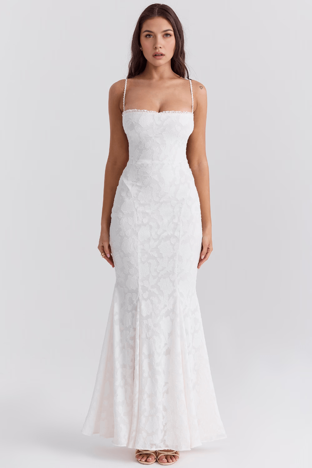 Beautiful women's elegant maxi dress, perfect for summer parties and day events.