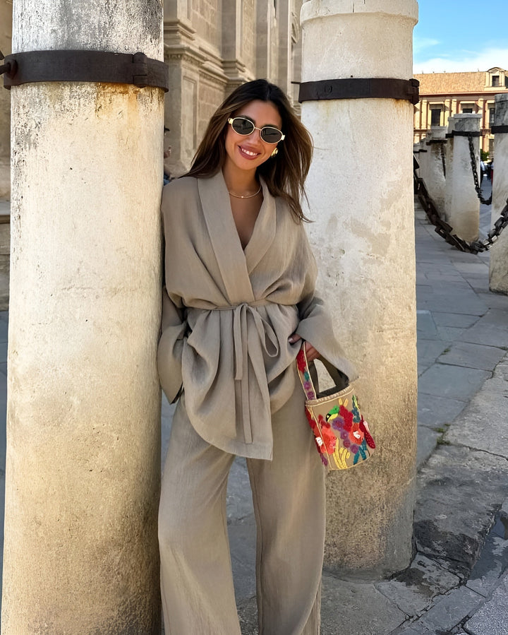 Elegant women's flowing two-piece set, kimono style top & matching wide-leg pants. Perfect for spring/summer chic.