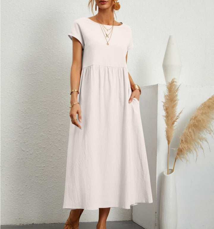 Casual women's flowy maxi dress, an everyday summer sundress offering comfort and versatile style.