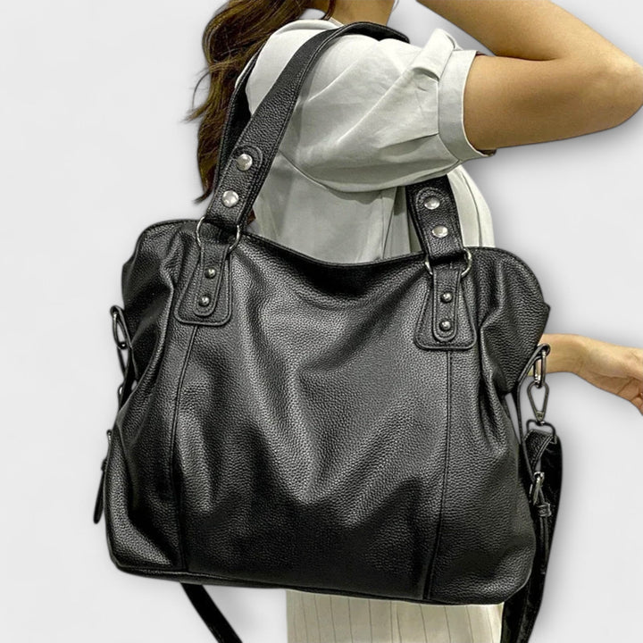 Stylish hobo bag for women, perfect as a shoulder, crossbody, or tote bag.