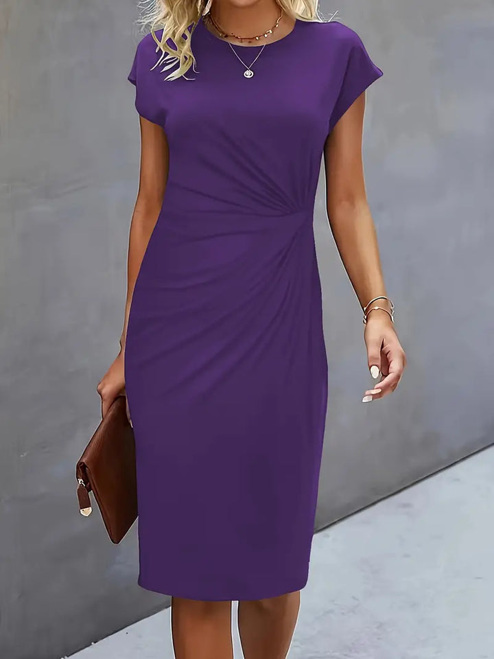 Elegant women's ruched waist sheath dress, knee-length for spring/summer formal occasions.