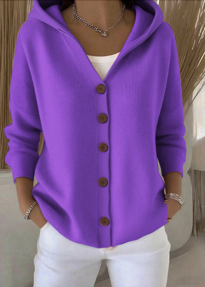 Elegant women's relaxed fit cardigan, perfect for comfortable and stylish everyday wear. All-season fashion.
