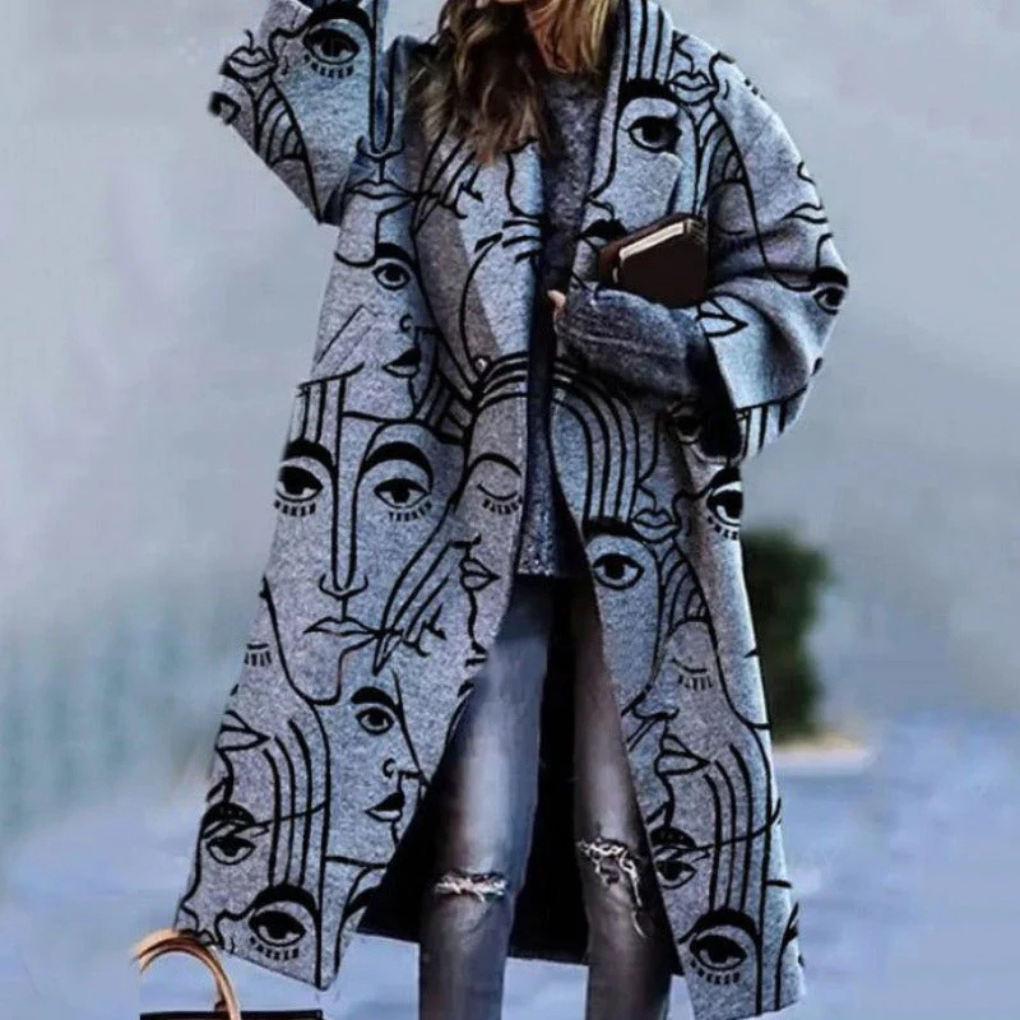 Fashionable button-front women's jacket, an essential lightweight coat for effortless elegance and comfort.