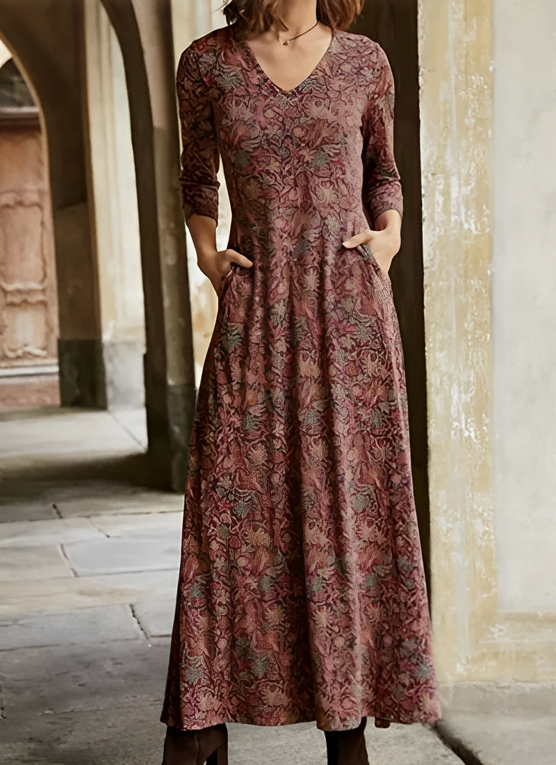 High-waisted long dress for women, showcasing an elegant retro pattern, great for vintage-inspired occasion wear.