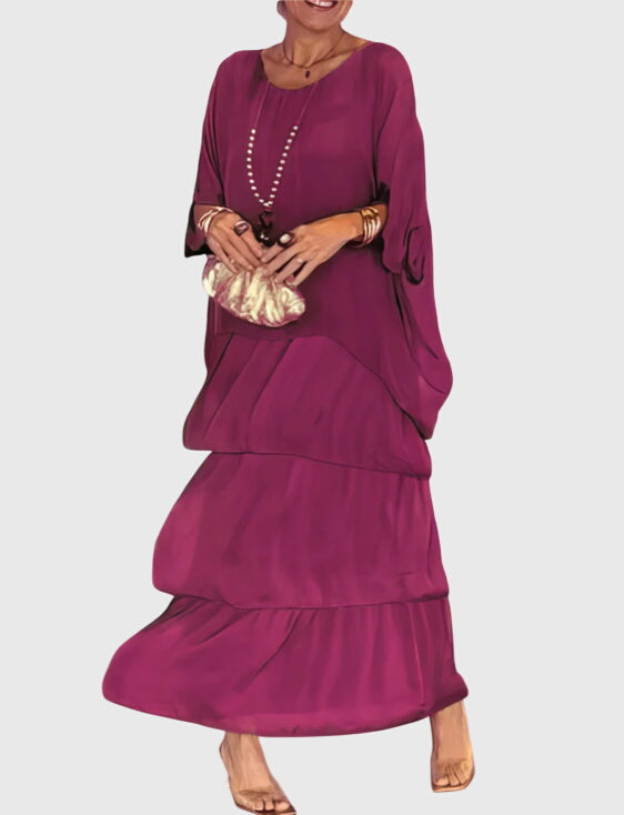 Flowing elegant maxi dress for women, a comfortable long dress perfect for summer occasions.