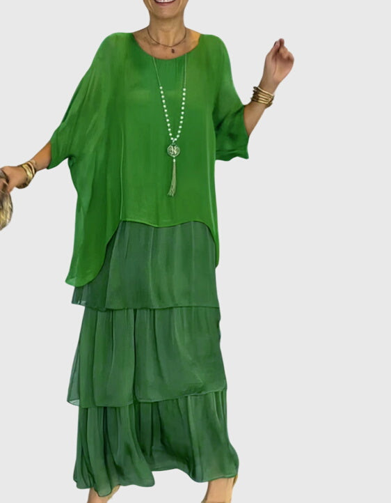 Comfortable and elegant women's long flowing maxi dress, suitable for any party or formal event.