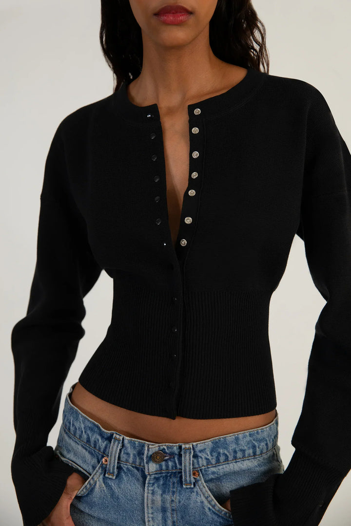 Cozy and chic women's long sleeve cropped cardigan for effortless styling.