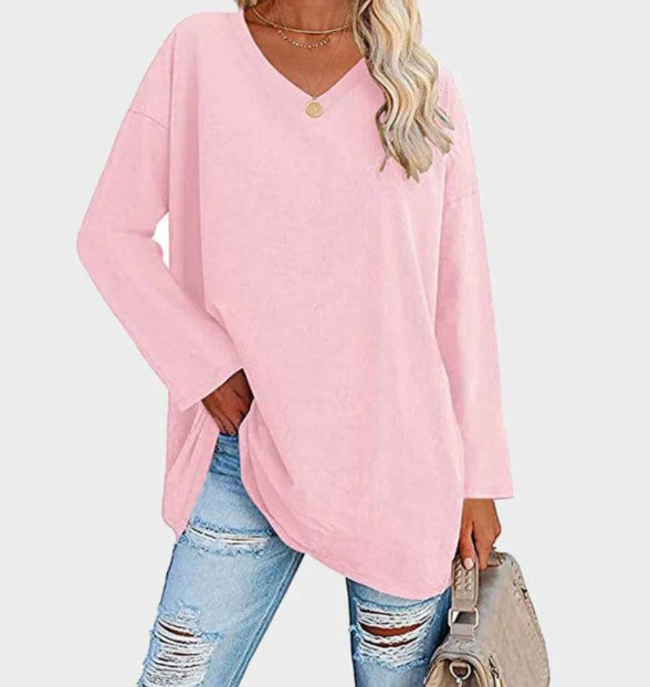 Versatile women's long sleeve sweater. Chic knitwear, perfect for elegant casual fall fashion.