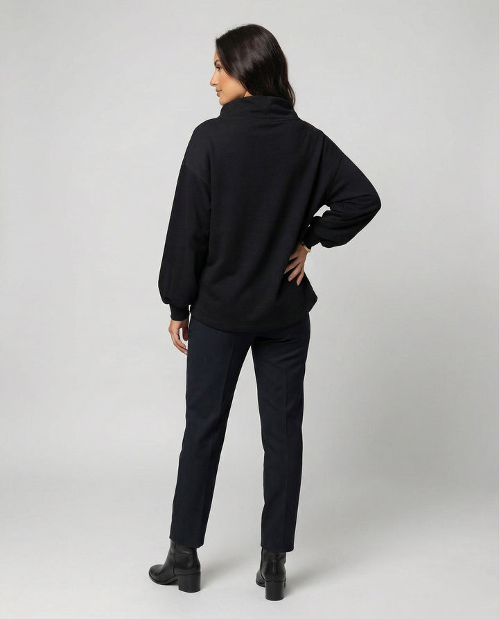 Chic women's sweater with a comfortable, elegant fit, ideal for ladies' casual wear and winter fashion.