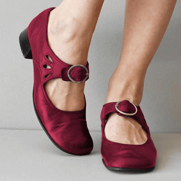 New women's vintage medieval shoes featuring buckle closures & a low heel. Perfect for Renaissance & historical cosplay.