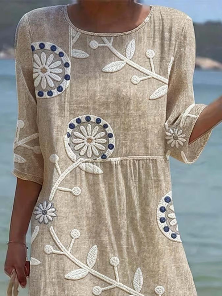 Comfortable women's elegant mid-sleeve midi dress. Stylish everyday wear, suitable for spring and summer.