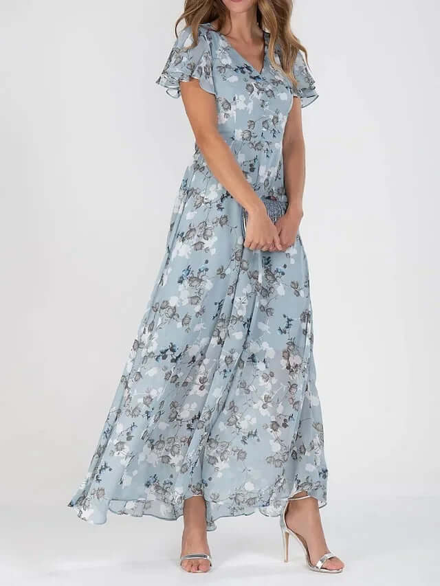 Elegant women's midi dress, perfect for versatile styling from office to evening events. Chic & flattering fit.
