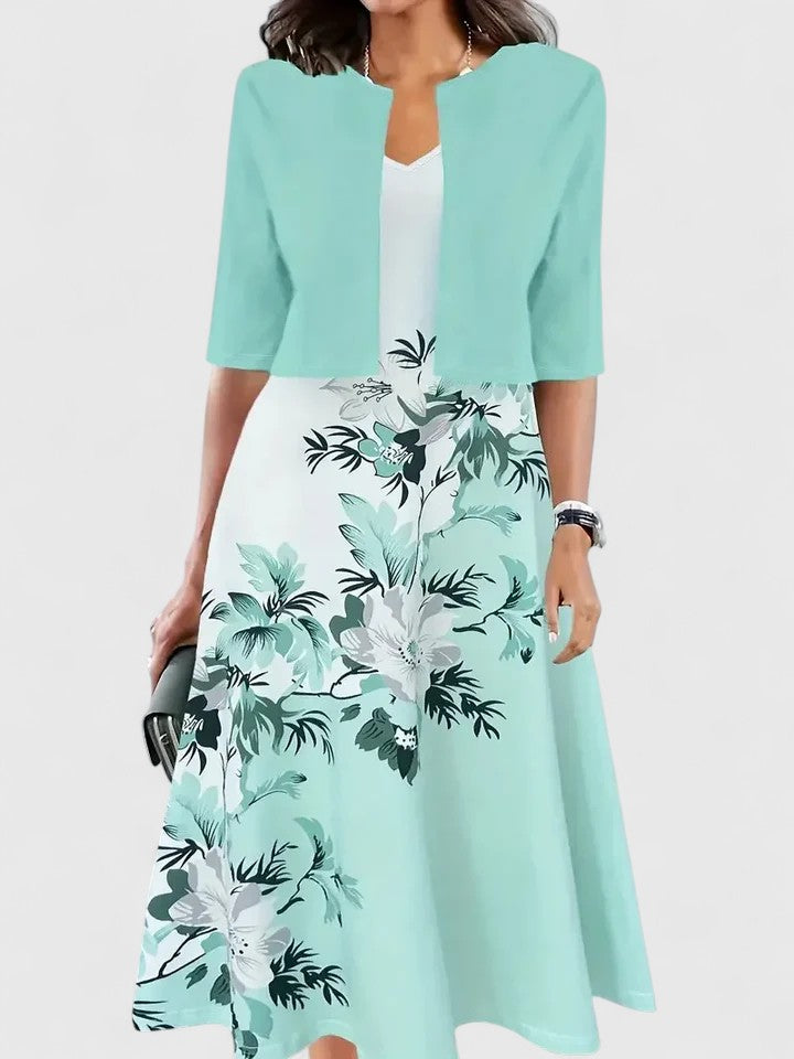 Women's elegant midi dress, perfect for a chic and versatile look.