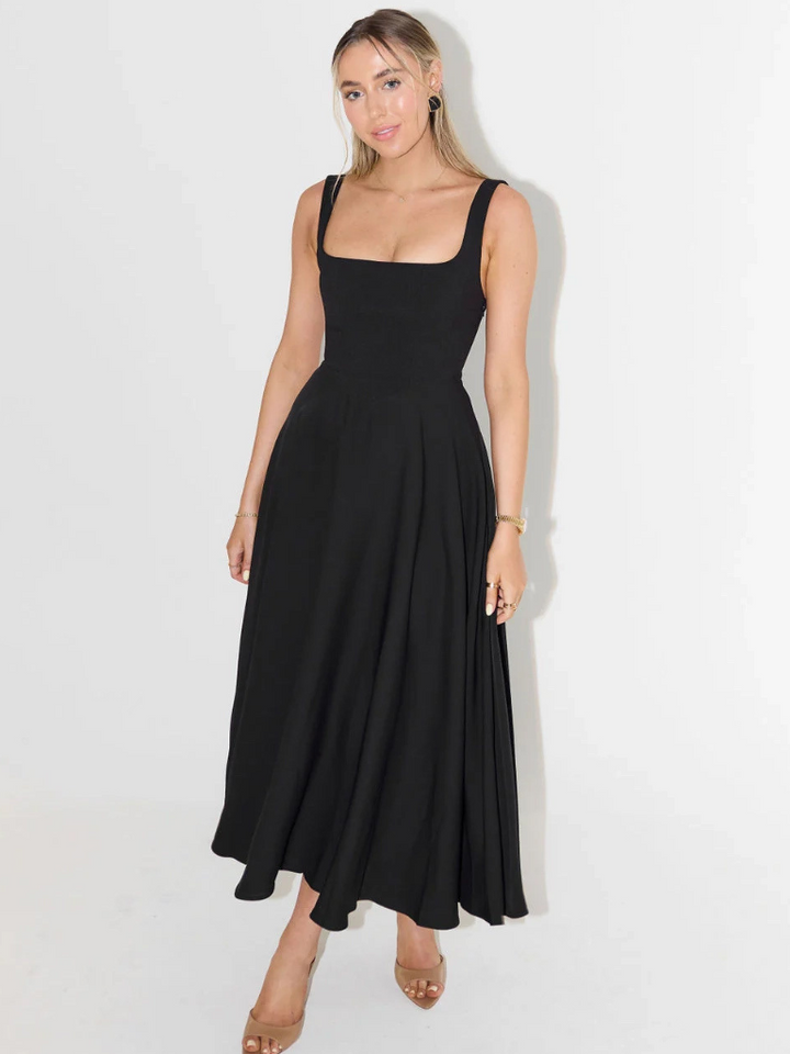 Elegant women's midi dress with defined waist & square neck. Perfect for chic summer occasions.